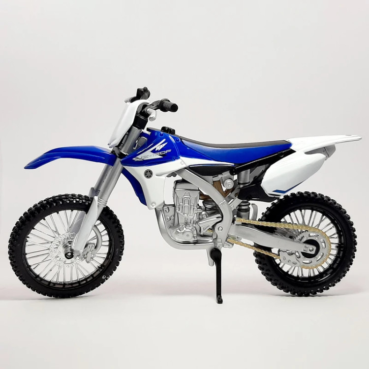 ماکت موتور کراسی یاماها YZ 450 برند Maisto نمونه 1.12